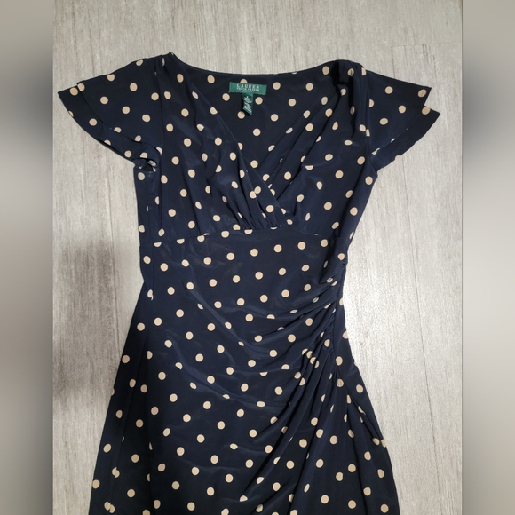 Lauren Ralph Lauren Size 4 Beautiful Black & Tan Polka Dot Dress Ruched Waist - Picture 2 of 5